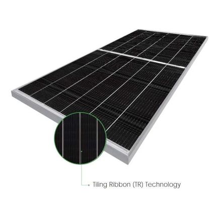 사용자 정의 580w 585w 590w 595w 600w 605w IP68 연결 상자와 반 셀 태양 전지 패널
